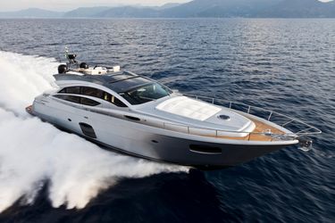 74' Pershing 2014 Yacht For Sale